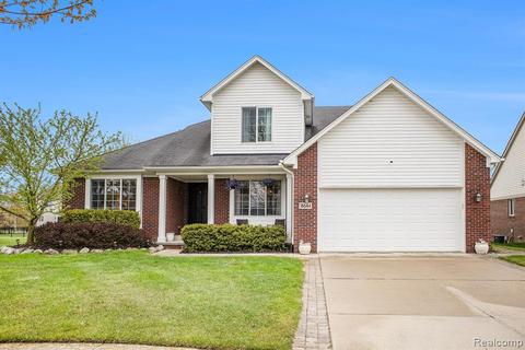 18644 Nova Dr, Macomb, MI 48042 photo 1