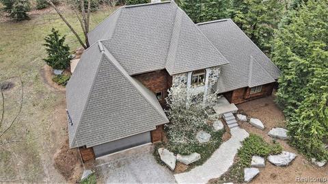 9133 Coldwater Rd, Flushing, MI 48433 photo 1