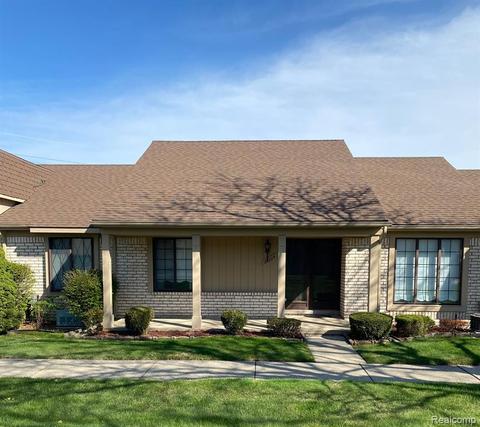 29225 Scarborough Dr, Warren, MI 48088