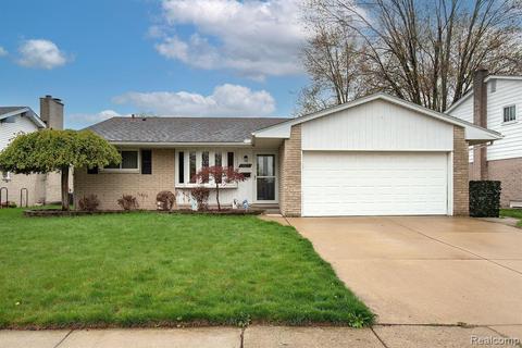 19207 Coachwood Rd, Riverview, MI 48193 photo 1