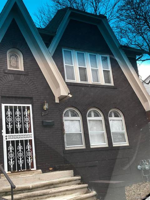 207 Piper Blvd, Detroit, MI 48215