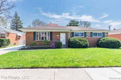 5136 Gerald St, Warren, MI 48092