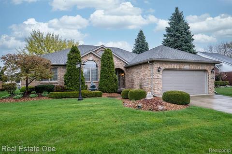 50180 Hillside Dr, Macomb, MI 48044 photo 1