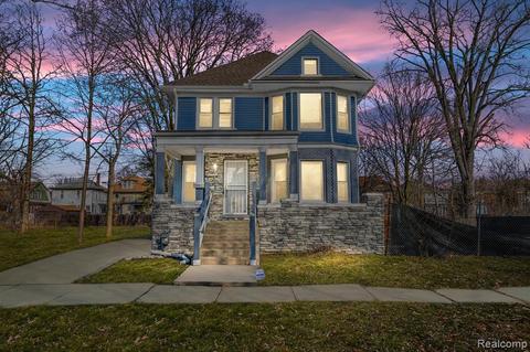 275 Woodland St, Detroit, MI 48202