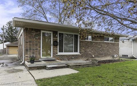 31545 Taylor St, Wayne, MI 48184 photo 1