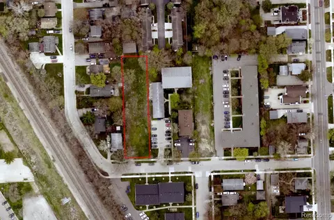414 Oakland Ave, Royal Oak, MI 48067