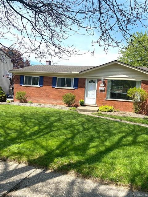 9726 William St, Taylor, MI 48180