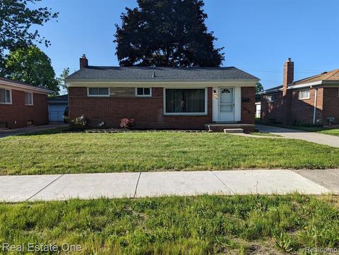 33230 Franklin St, Wayne, MI 48184