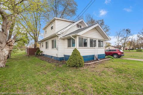 10124 Frances Rd, Flushing, MI 48433