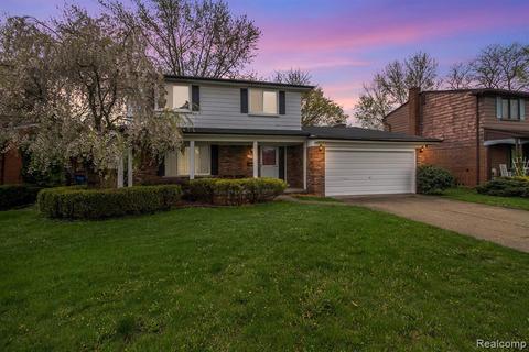 3458 Common Rd, Warren, MI 48092 photo 1