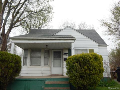 8458 Stahelin Ave, Detroit, MI 48228