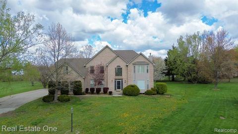 24730 Austin Dr, New Boston, MI 48164
