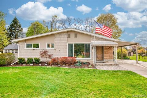 36814 Angeline Cir, Livonia, MI 48150