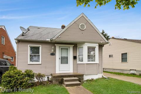 4640 Chovin St, Dearborn, MI 48126