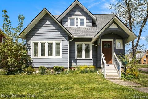 2 Wenonah Dr, Pontiac, MI 48341