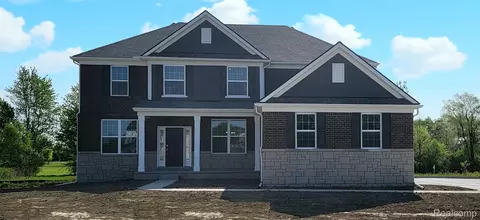 20965 Torbay Dr, Lyon, MI 48167