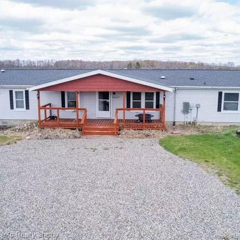 4267 Clifford Rd, Dayton, MI 48760