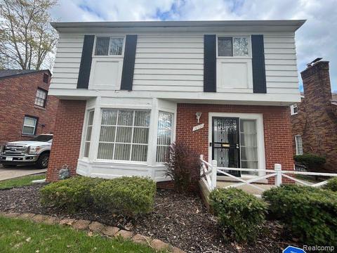 18920 Berden St, Grosse Pointe, MI 48236