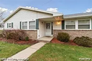 801 Conrad St, Lansing, MI 48911