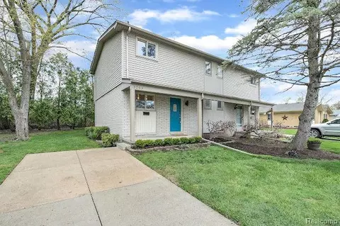 3203 Woodland Ave, Royal Oak, MI 48073
