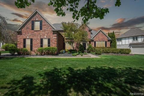 6469 Kennesaw Rd, Canton, MI 48187