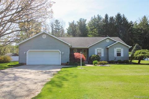 1871 Smith Rd, Lapeer, MI 48446