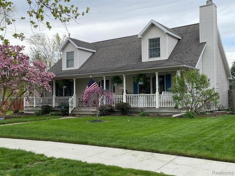 7596 W Parkway St, Redford, MI 48239