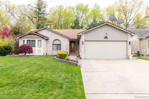 4140 Parent Ave, Warren, MI 48092
