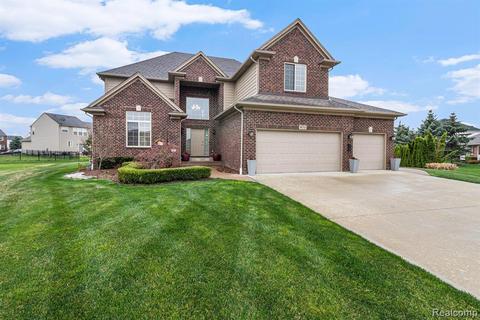 56713 Peach Tree, Macomb, MI 48042