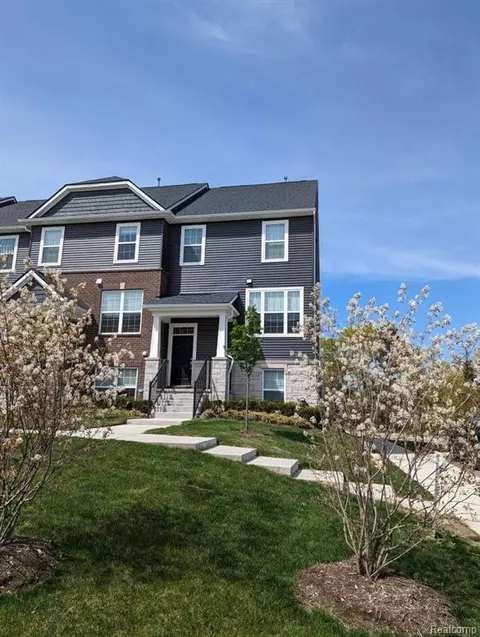 202 N Sydney Ct, Plymouth, MI 48170