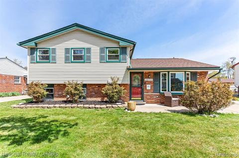 28726 Buckingham St, Livonia, MI 48154
