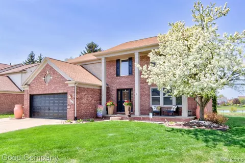 4266 Pond Run, Canton, MI 48188