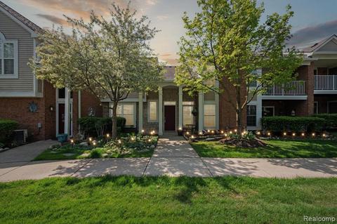 56471 Chesapeake Trl #173, Shelby Township, MI 48316