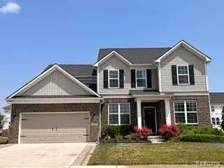 49432 Hummel Dr, Macomb, MI 48044