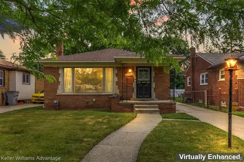 21900 Ridgedale St, Oak Park, MI 48237
