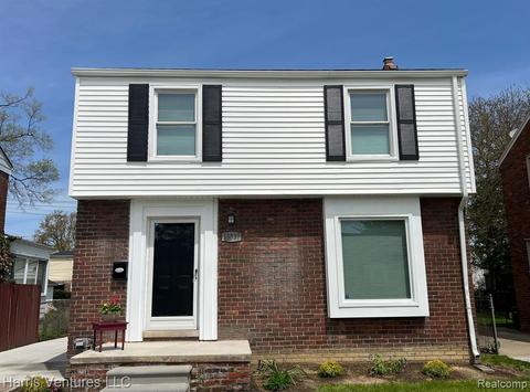 15537 Stricker Ave, Eastpointe, MI 48021