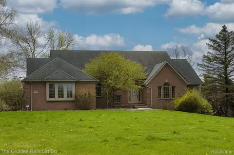 7630 5 Mile Rd, Northville, MI 48168