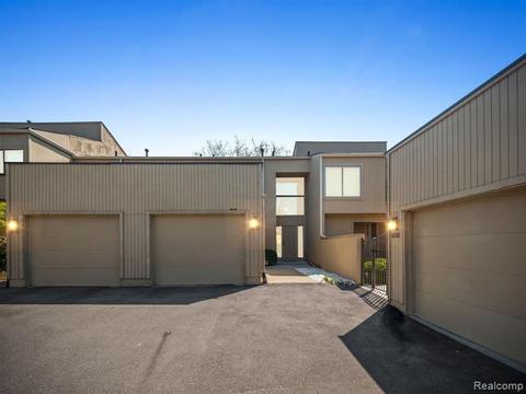 7375 Laurel, West Bloomfield, MI 48322