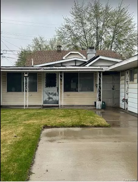 17650 Ruth St, Melvindale, MI 48122