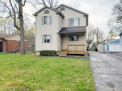 1344 Hendricks Way, Waterford, MI 48328
