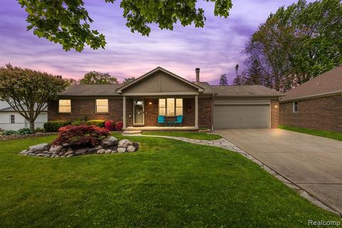 39433 Marne Ave, Sterling Heights, MI 48313