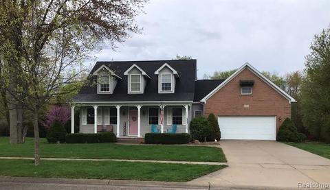 10270 Carriage Way, Davison, MI 48423