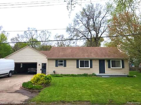 32 Cottage, Oxford, MI 48371
