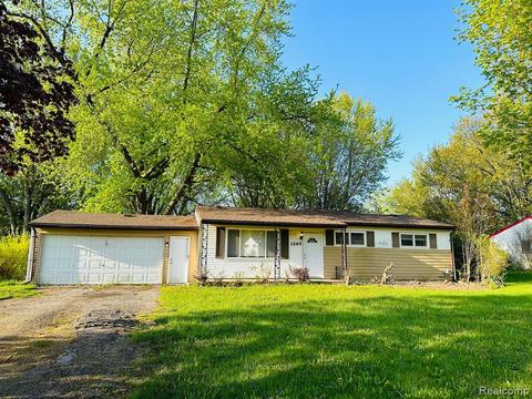 1265 Westwood Dr, Flint, MI 48532
