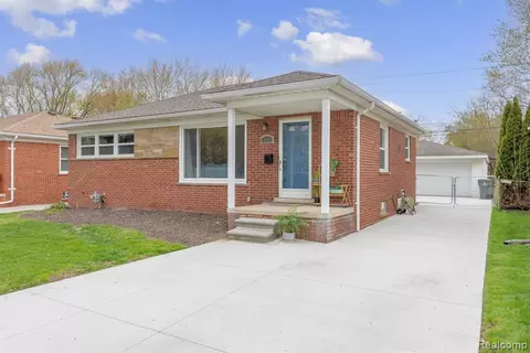 19705 California St, Saint Clair Shores, MI 48080
