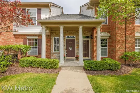 3505 Tremonte Cir N, Rochester, MI 48306