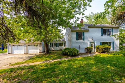 44050 Stassen Ave, Novi, MI 48375