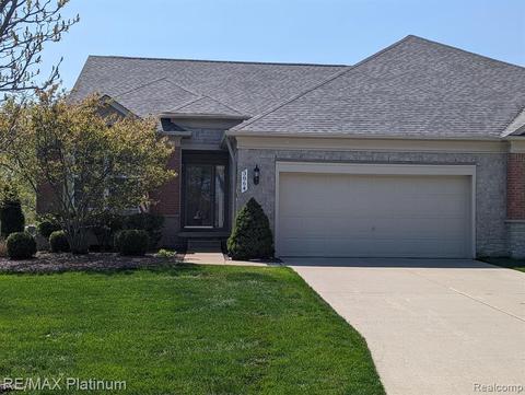 3864 Rainier, Howell, MI 48843