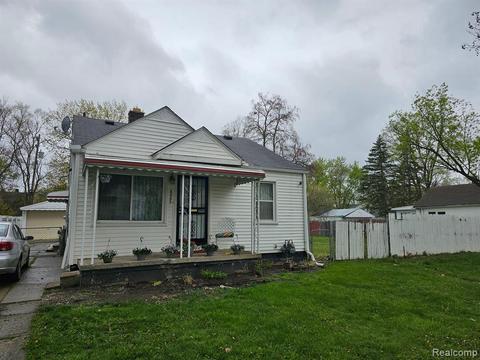 8045 Piedmont St, Detroit, MI 48228