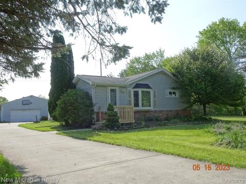4387 Howe Rd, Grand Blanc, MI 48439